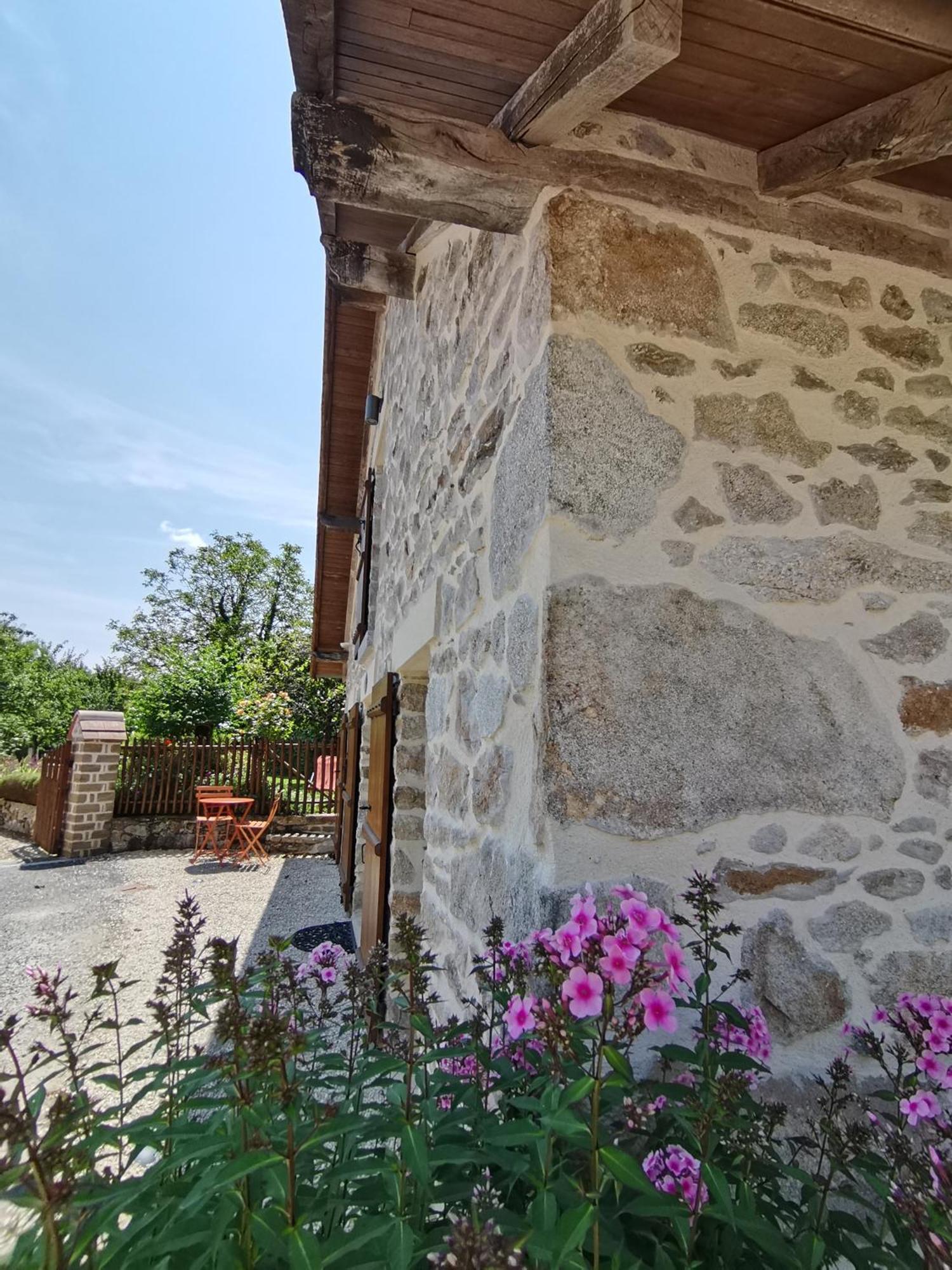 La Petite Porcherie Ladignac-le-Long Zewnętrze zdjęcie